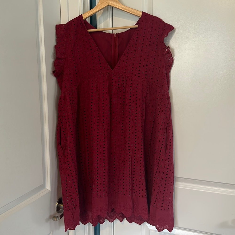 Cute romper with back zipper
